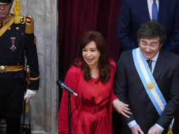 La intención de Javier Milei de colocar a CFK en la vereda de enfrente / Foto Archivo La intención de Javier Milei de colocar a CFK en la vereda de enfrente / Foto Archivo