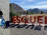 Mario Fuentes, en uno de los viajes con la Econo Power C90 que realizó a Esquel.
