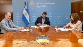 Carreras y Massa acuerdan fortalecer el sistema de riego en Viedma
