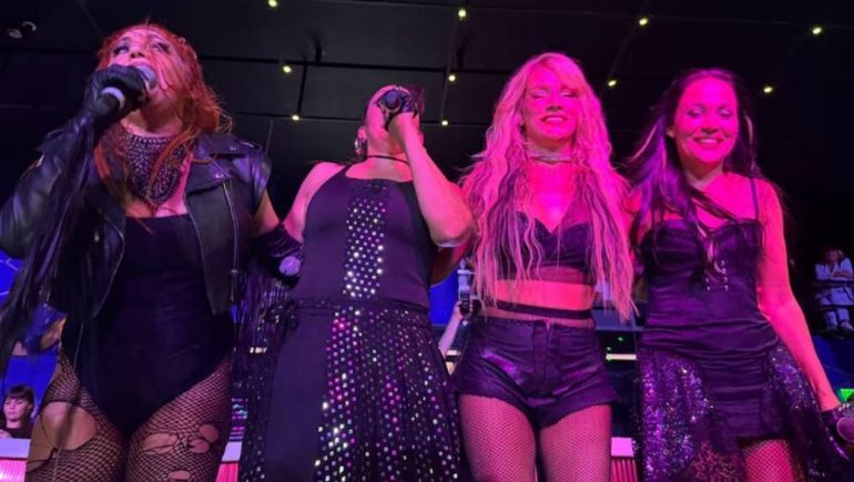 Así fue el regreso de Bandana a 25 años de su debut y el cruce en el escenario de Lourdes y Lissa