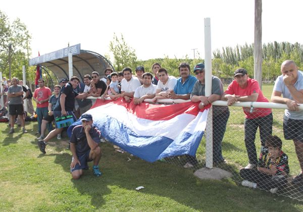 Dueño del clásico y el pase a cuartos