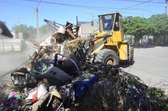 Sacaron 60 mil kilos de basura por día en Confluencia