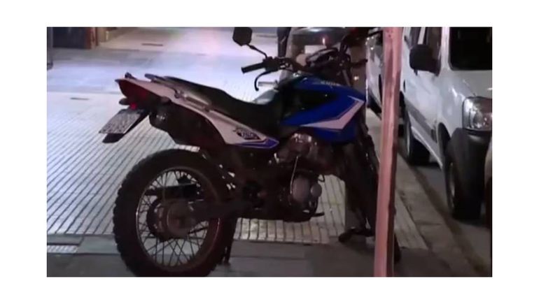Tras el violento choque, el motociclista murió en el acto. Foto: Google. Tras el violento choque, el motociclista murió en el acto. Foto: Google.