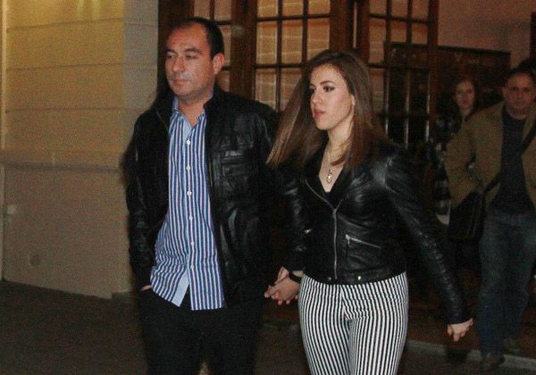 Chau misterio: Laura Esquivel sale con un productor