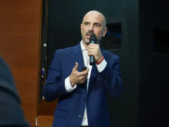 El ministro Jefe de Gabinete dialogó con LU5. El ministro Jefe de Gabinete dialogó con LU5.
