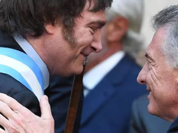 un gobierno fragil en el frente economico y politico un gobierno fragil en el frente economico y politico