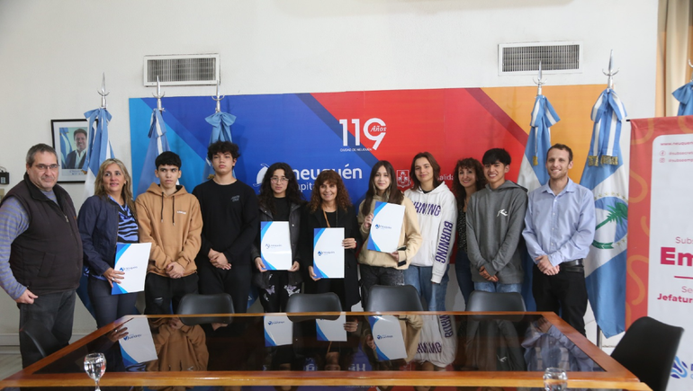 Estudiantes de la EPET 20