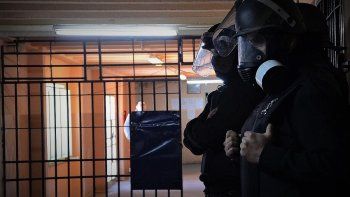 un interno fue apunalado tras brutal pelea en el penal de roca un interno fue apunalado tras brutal pelea en el penal de roca