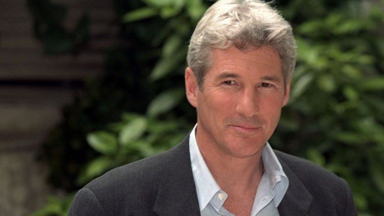 El perro que es parecido a Richard Gere es furor en las redes