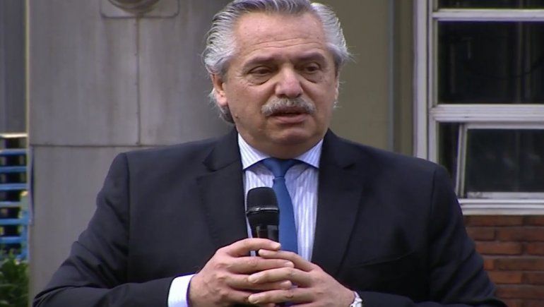 Alberto: Esto no se resuelve escondidos en patrulleros y tocando bocina