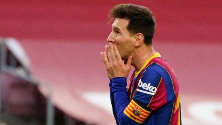 Messi todavía no viaja a París: ¿se complica su llegada?