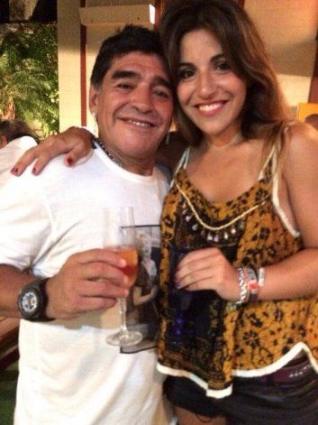 Diego Maradona salió a la luz por qué murió solo