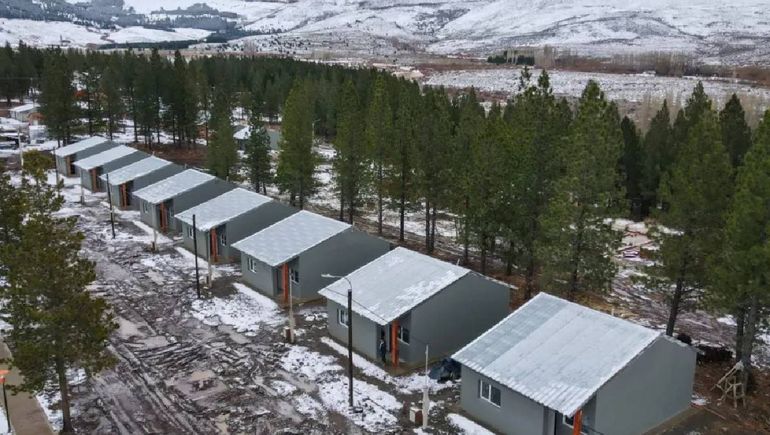 En Las Ovejas entregaron un lote de viviendas que habían sido paralizadas por Nación. En Las Ovejas entregaron un lote de viviendas que habían sido paralizadas por Nación.