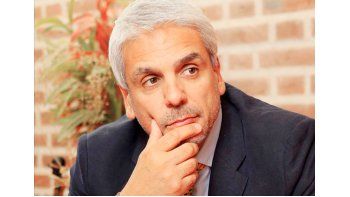 Guillermo Coco, ex funcionario provincial, es uno de los apuntados en el escándalo de Pulmarí. Guillermo Coco, ex funcionario provincial, es uno de los apuntados en el escándalo de Pulmarí.