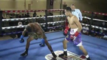 terrible nocaut: cayo inconsciente y tardo varios minutos en reaccionar terrible nocaut: cayo inconsciente y tardo varios minutos en reaccionar