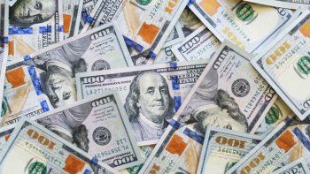 Así cotiza el dólar oficial y el blue este 12 de agosto