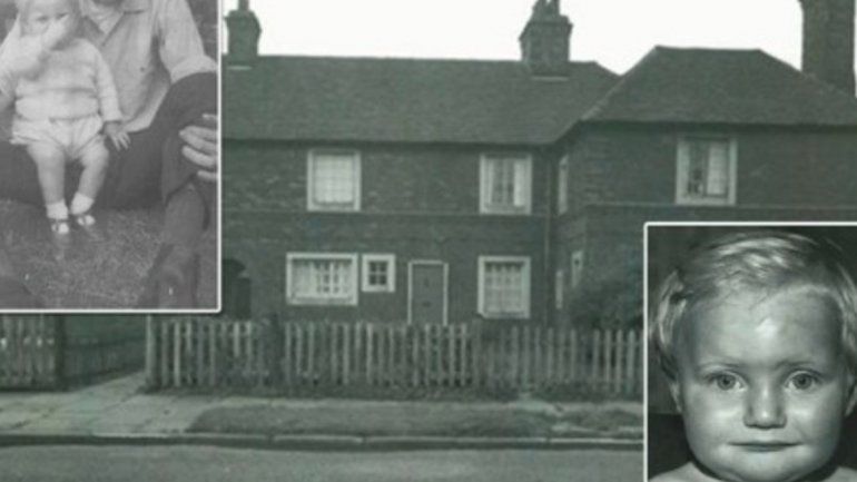 El padrastro y el bebé asesinado. Esta foto de 1968 fue la que ayudó a Peter Booth a recordar cómo fue el hecho.