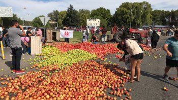 chacareros haran otro frutazo en la plaza de mayo chacareros haran otro frutazo en la plaza de mayo