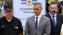 un ex funcionario judicial fue condenado a prision: le intervino el celular a su esposa y su supuesto amante