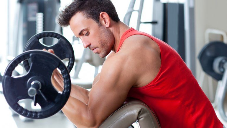 Nunca hay que comenzar un entrenamiento en ayunas: una hora antes hay que desayunar