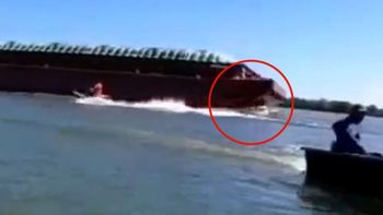 el rio parana se trago a un pescador tras un gran impacto el rio parana se trago a un pescador tras un gran impacto