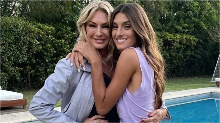 Yanina Latorre y Lola Yanina Latorre y Lola