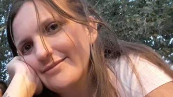 Marisa fue asesinada a puñaladas por quien era su pareja y padre de sus dos hijos. Marisa fue asesinada a puñaladas por quien era su pareja y padre de sus dos hijos.