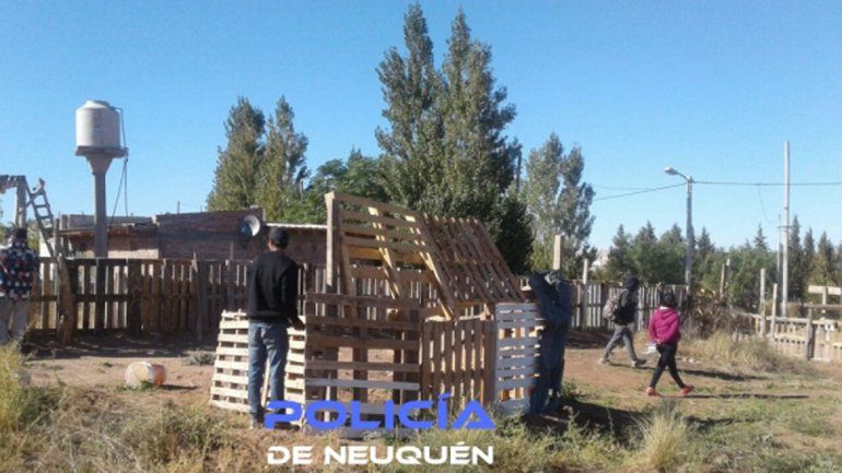 La Policía desalojó una toma en un terreno de Valentina Norte Rural