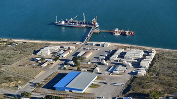 Comenzará a ingresar por el Puerto de San Antonio Este un cargamento clave. Foto: gobierno de Rio Negro