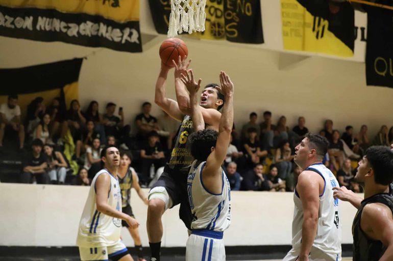 Liga Federal de básquet: Club Plottier ya es revelación y se viene otro partidazo