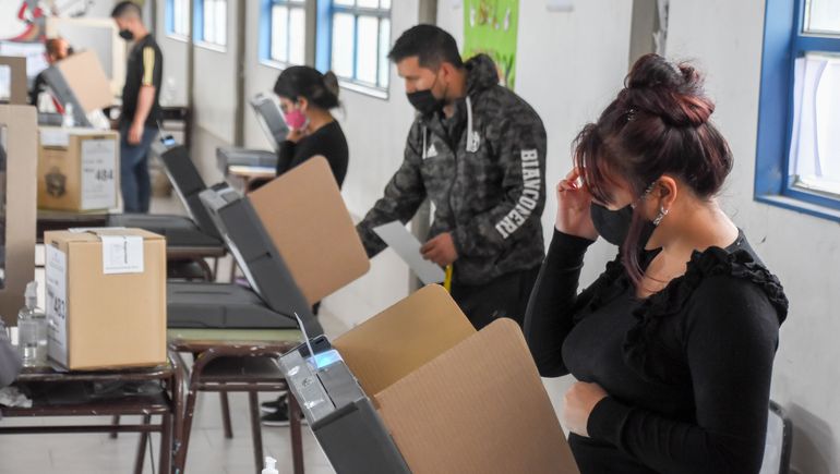 A qué hora se conocerán los resultados de las elecciones en Neuquén
