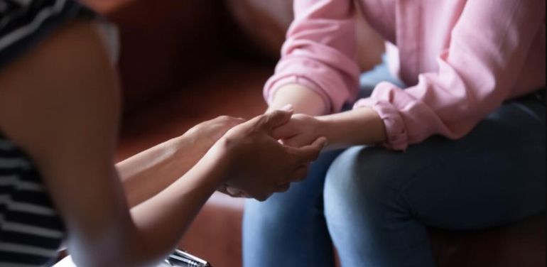 El Gobierno eliminó varios programas que asistían a víctimas de violencia de género