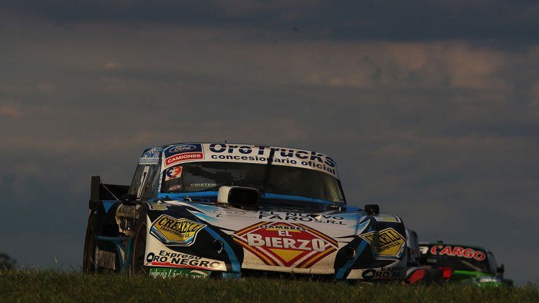De la Iglesia y Benvenuti no resbalaron bajo la lluvia
