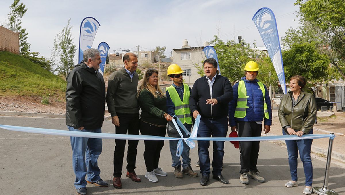 Suman 16 nuevas cuadras de asfalto en Villa Ceferino