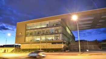 tenia probation, robo una escalera y ahora va a la carcel tenia probation, robo una escalera y ahora va a la carcel