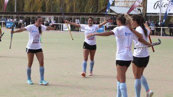 la magia de las leonas hizo vibrar neuquen: el furor y las mejores fotos la magia de las leonas hizo vibrar neuquen: el furor y las mejores fotos