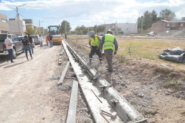 Rincón de Emilio contará con asfalto en todas sus cuadras.