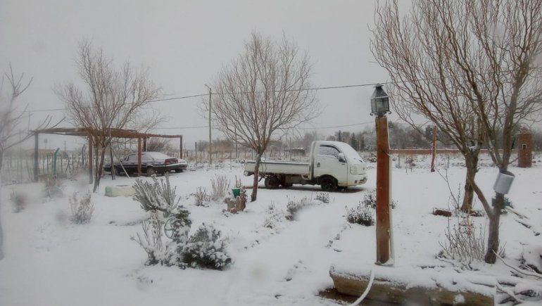 La nieve cambió el panorama del domingo de los niños