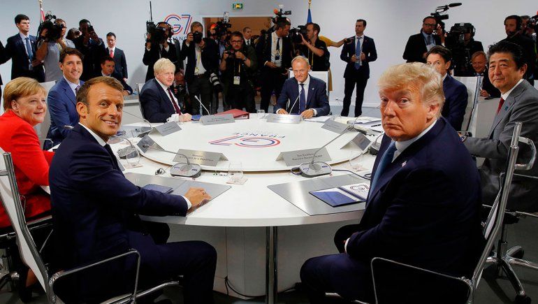 El G7 ofrece ayuda por el incendio en el Amazonas