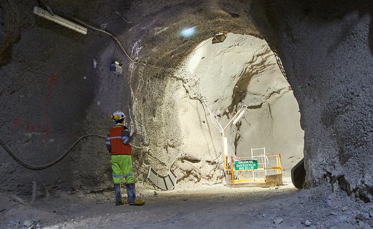 Cerro Negro, de Newmont, genera más de USD 500 millones en exportaciones anuales desde Santa Cruz. Cerro Negro, de Newmont, genera más de USD 500 millones en exportaciones anuales desde Santa Cruz.