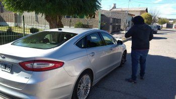 encontraron el mondeo robado en el barrio manzanar encontraron el mondeo robado en el barrio manzanar
