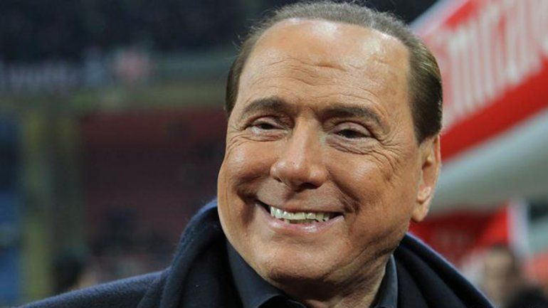 Berlusconi pidió echar a 600 mil inmigrantes: Son una bomba social