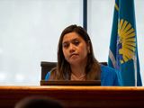 La jueza Eve Ponce se cansó de las dilaciones y definió que de ahora en más la tolerancia a retrasos será de 10 minutos: pasado ese plazo, manda a la policía. 