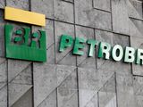 Foto de archivo del logo de Petrobras en las oficinas de la empresa en Rio de JaneiroOct 16, 2019. REUTERS/Sergio Moraes/