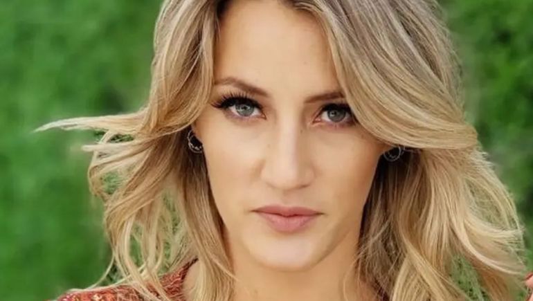 Furiosa con su vecino