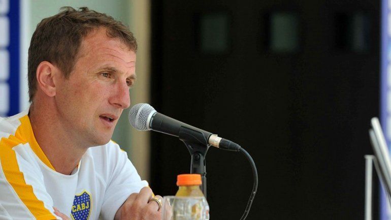 El Vasco salió a calmar las aguas sobre la salida de Calleri.