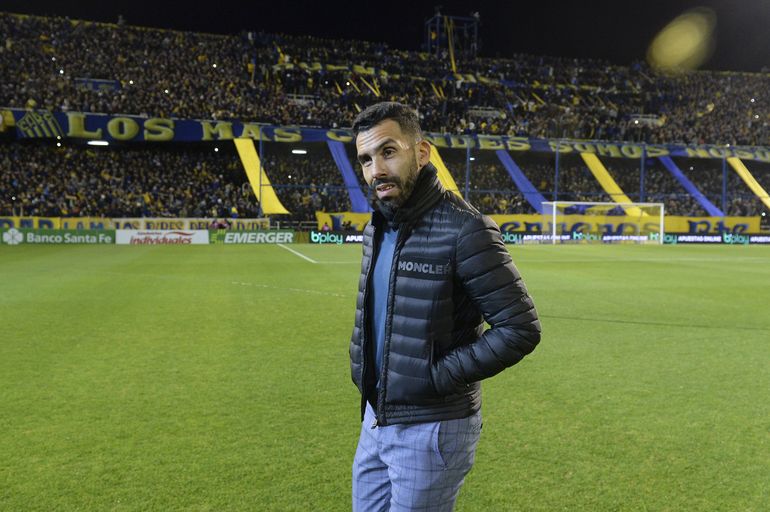 Tevez lo hizo: ganó su primer partido como entrenador