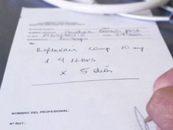 Si te enfermas, podrías no cobrar el 100% del sueldo. Los cambios que introduce la reforma laboral en certificados médicos y remuneraciones. Si te enfermas, podrías no cobrar el 100% del sueldo. Los cambios que introduce la reforma laboral en certificados médicos y remuneraciones.