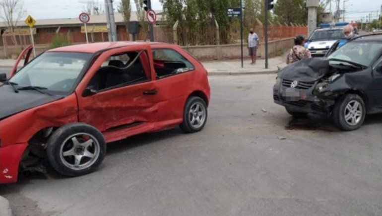 Fuerte choque en el Metrobús en medio del apagón
