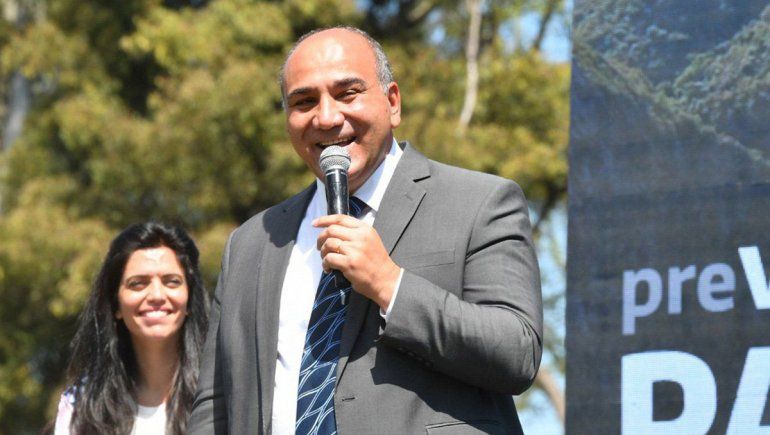 Fernández es el que conduce